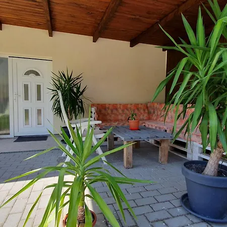 بيت للعطل Zsuzsa Vendeghaz Bogács