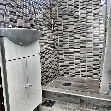 Zsuzsa Vendeghaz بيت للعطل